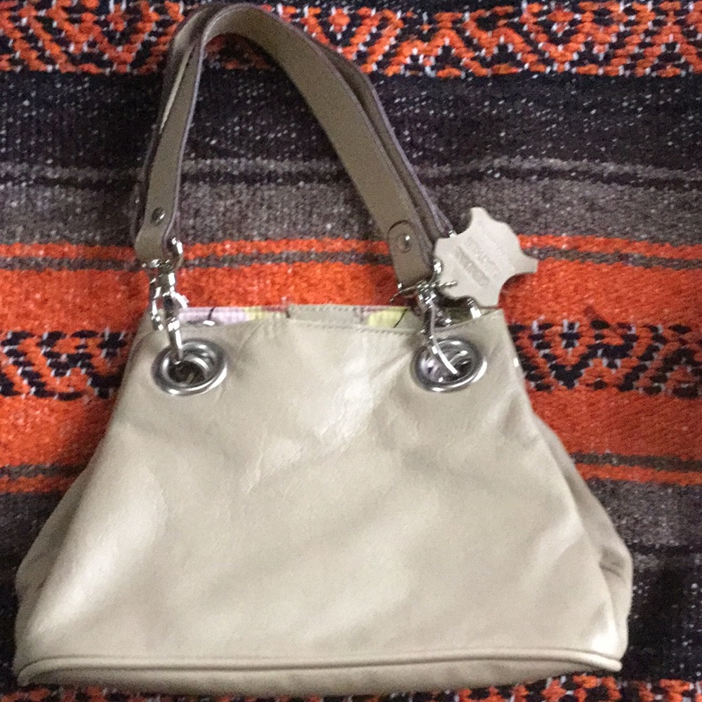 Amanda Smith genuine leather purse